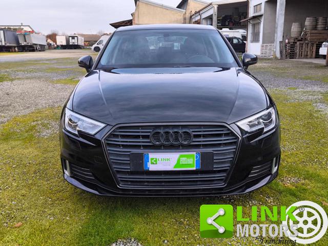 Audi A3 SPB 2.0 TDI Sport - foto 2 di 4