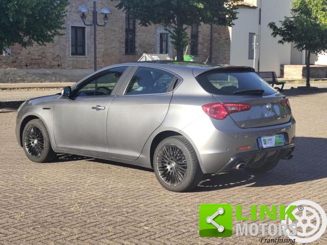 Alfa Romeo Giulietta 1.6 JTDm-2 105 CV - foto 3 di 4