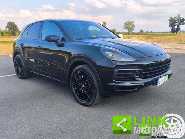 Porsche Cayenne 3.0 V6, del 2019, 156.000 km, in vendita a Rottofreno (PC)