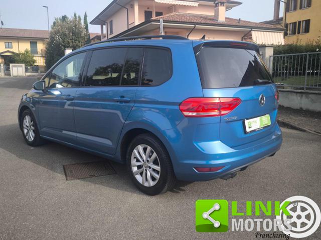 Volkswagen Touran 2.0 TDI 150 CV SCR DSG Comfortline BlueMotion Tech - foto 4 di 4