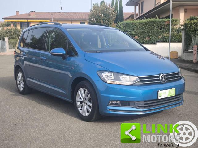 Volkswagen Touran 2.0 TDI 150 CV SCR DSG Comfortline BlueMotion Tech, del 2019, 180.000 km, in vendita a Rottofreno (PC)