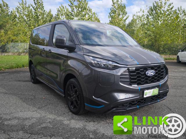 Ford Tourneo Custom 340 2.5 Duratec PHEV 233CV PC Sport - foto 2 di 4