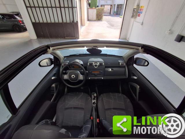 smart forTwo 1000 52 kW cabrio passion - foto 4 di 4
