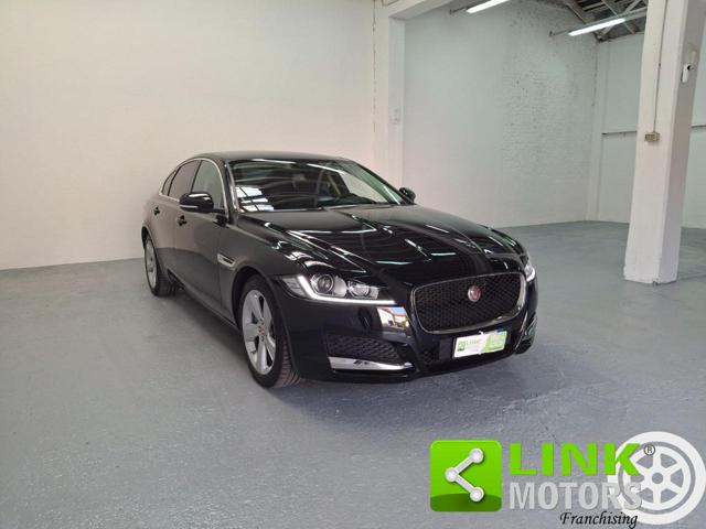 Jaguar XF 2.0 D 180 CV aut. Prestige GARANZIA INCLUSA - foto 3 di 4