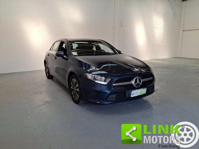 Mercedes-Benz A 180 d Automatic Business NEOPATENTATI GARANZIA - foto 3 di 4
