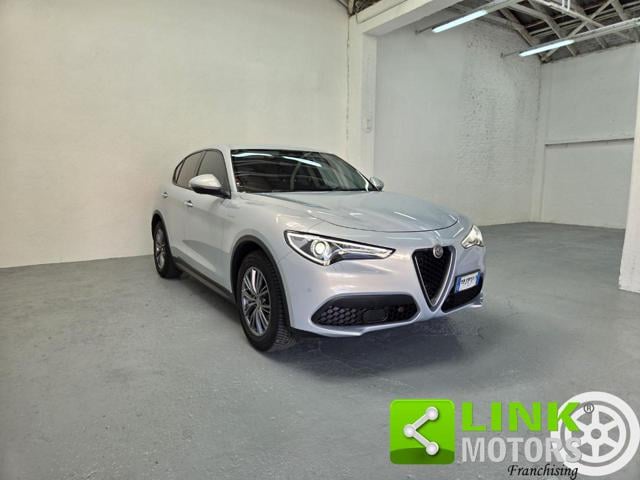 Alfa Romeo Stelvio 2.2 Turbodiesel 160 CV AT8 RWD Super GARANZIA usato a SEREGNO