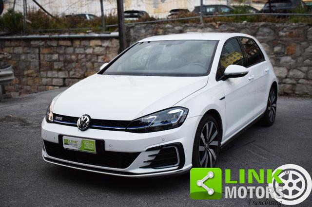 Volkswagen Golf GTE usato a SANREMO