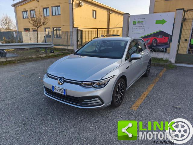 Volkswagen Golf 8 1.5 eTSI 130 CV EVO ACT DSG Style usato a VERCELLI