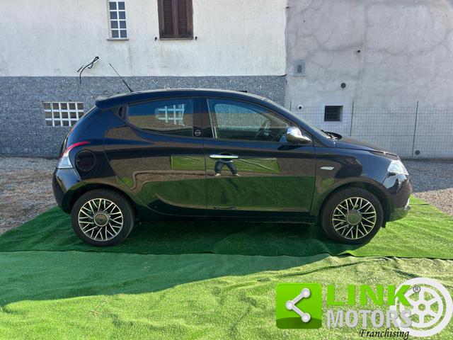 Lancia Ypsilon ECO CHIC GOLD - foto 4 di 4