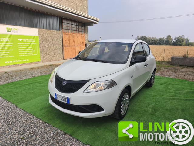 Lancia Ypsilon HYBRID, del 2021, 29.000 km, in vendita a Vercelli (VC)