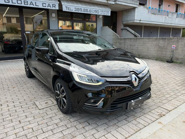 Renault Clio dCi 8V 75 CV 5 porte Moschino Intens - foto 3 di 4
