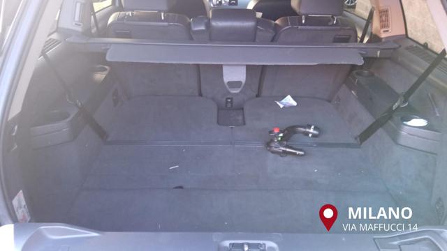 Volvo XC90 D5 AWD Geartronic Executive 7 posti/gancio traino - foto 4 di 4
