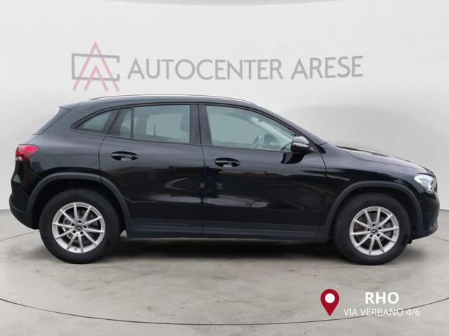 Mercedes-Benz GLA 200 d Automatic Business Extra, del 2022, 34.947 km, in vendita a Milano (MI)