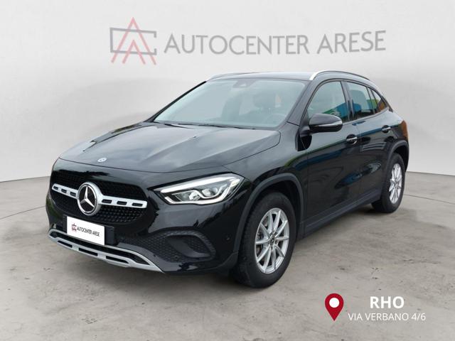 Mercedes-Benz GLA 200 d Automatic Business Extra usato a MILANO