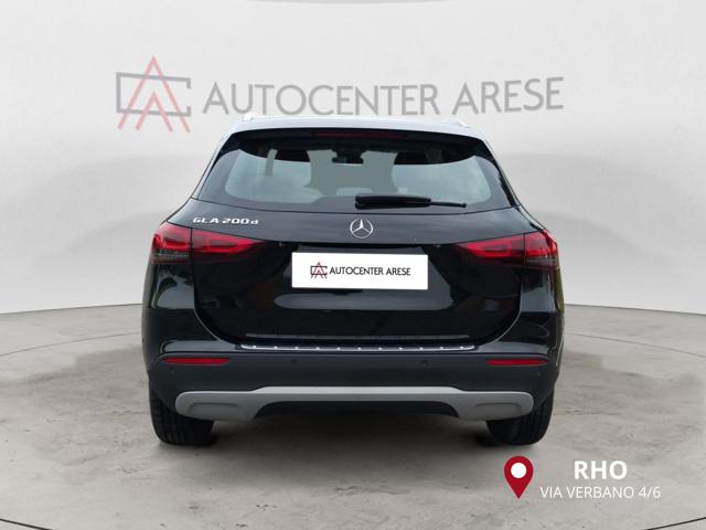 Mercedes-Benz GLA 200 d Automatic Business Extra - foto 3 di 4