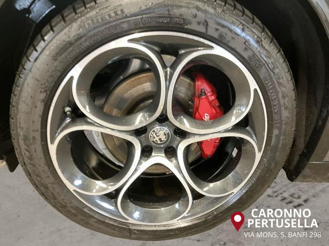 Alfa Romeo Stelvio 2.2 Turbodiesel 210 CV AT8 Q4 Veloce, del 2024, 49.500 km, in vendita a Milano (MI)