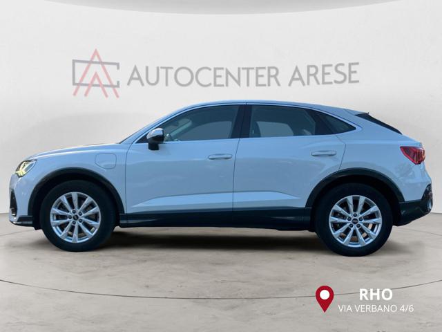 Audi Q3 SPB 45 TFSI e S tronic Business Plus - foto 2 di 4