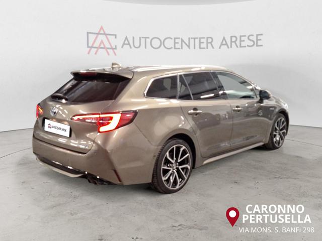 Toyota Corolla Touring Sports 2.0 Hybrid Lounge, del 2019, 113.250 km, in vendita a Milano (MI)