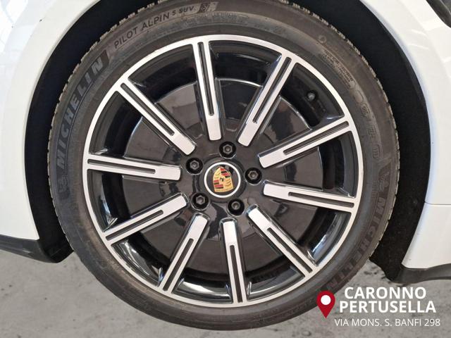 Porsche Taycan 4S Performance, del 2021, 118.000 km, in vendita a Milano (MI)