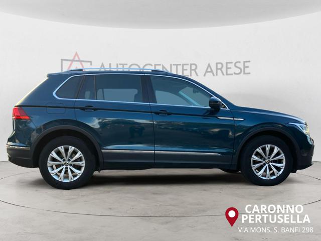 Volkswagen Tiguan 2.0 TDI 150 CV SCR DSG Life usato a MILANO