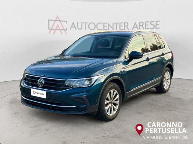 Volkswagen Tiguan 2.0 TDI 150 CV SCR DSG Life usato a MILANO