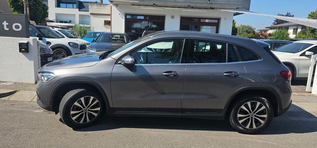 Mercedes-Benz GLA 250 e hybrid EQ Business Extra - foto 4 di 4