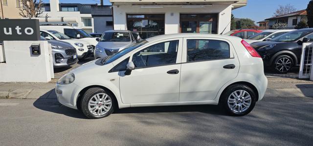 Fiat Punto 1.3 MJT II S&S 95 CV 5 porte Street - foto 2 di 4
