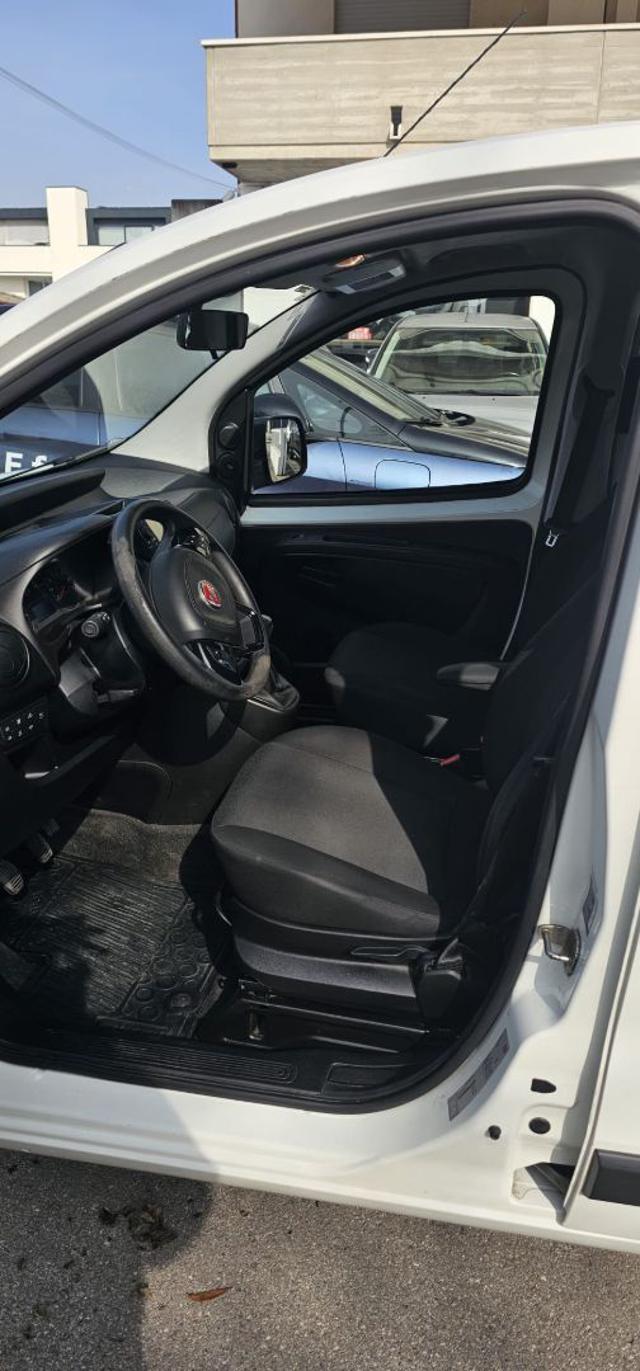 Fiat Qubo 1.4 8V 77 CV Easy Natural Power, del 2018, 73.600 km, in vendita a Trebaseleghe (PD)