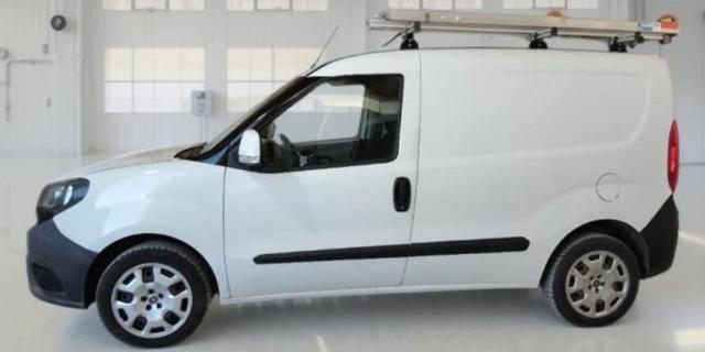 Fiat Doblo Doblò 1.4 T-Jet Natural Power PL-TN Cargo Maxi Lam - foto 2 di 4