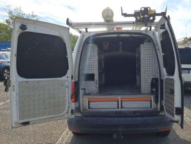 Volkswagen Caddy 2.0 TDI 122 CV 4MOTION Comfortline - foto 4 di 4
