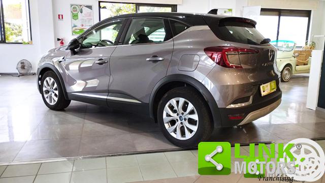 Renault Captur INTENS 160 CV PLUG IN HYBRID AUTOMATICA usato a AMANTEA