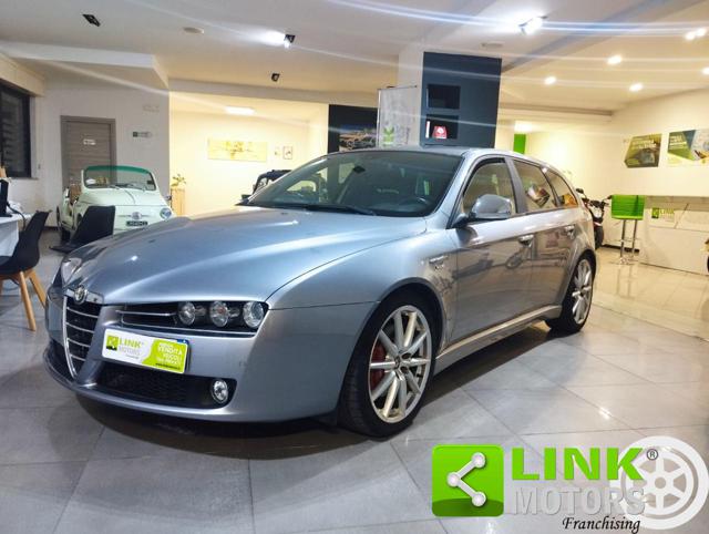 Alfa Romeo 159 3.2 JTS V6 260 CV Q2 Sportwagon TI usato a AMANTEA