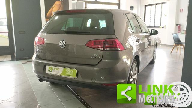 Volkswagen Golf BLUEMOTION HIGHLINE DSG 1.6 110 CV - foto 4 di 16