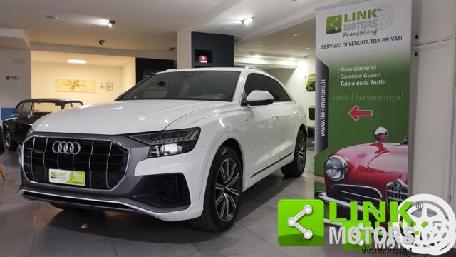 Audi Q8 SPORT 50 TDI QUATTRO TIPTRONIC-IVA ESPOSTA, del 2019, 193.500 km, in vendita a Amantea (CS)