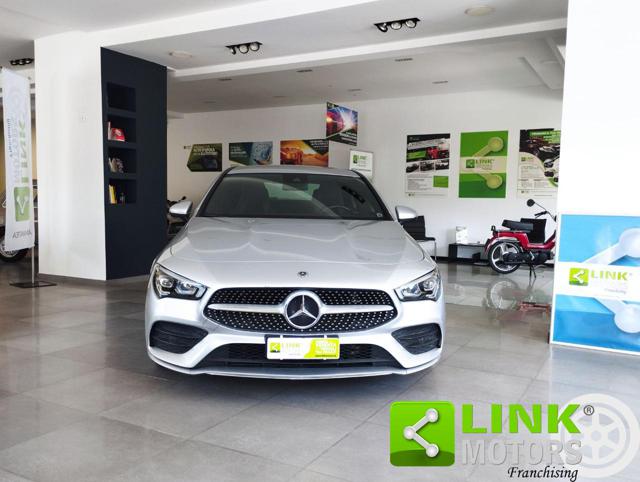 Mercedes-Benz CLA 200 Automatic Premium - foto 2 di 4