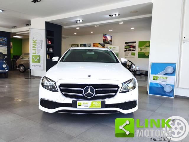 Mercedes-Benz E 220 d S.W. Auto Business Sport - foto 2 di 4