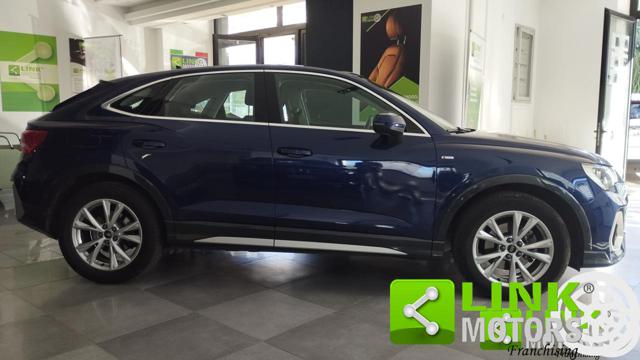 Audi Q3 SPB 2.0 35 TDI 150 CV IDENTITY BLACK S TRONIC - foto 4 di 4