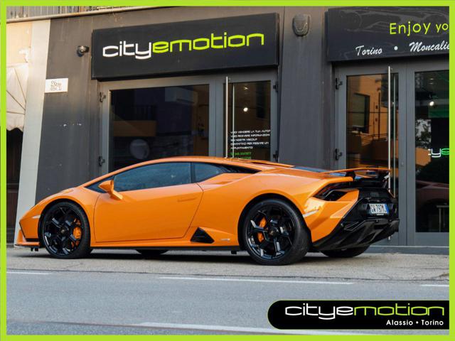 Lamborghini Huracán Huracán 5.2 V10 Tecnica RWD Coupé - foto 2 di 4