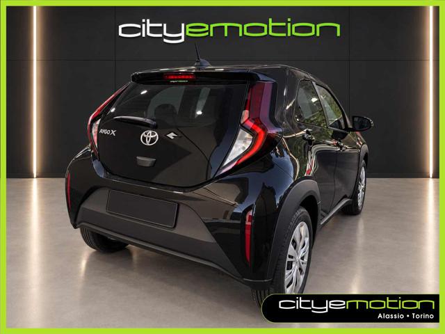 Toyota Aygo X 1.0 VVT-i 72 CV 5 porte Active - foto 2 di 4