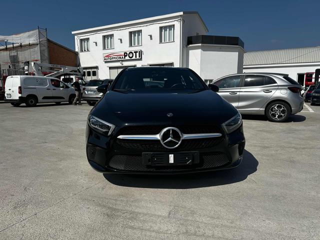 Mercedes-Benz A 200 Automatic Sport - foto 2 di 4
