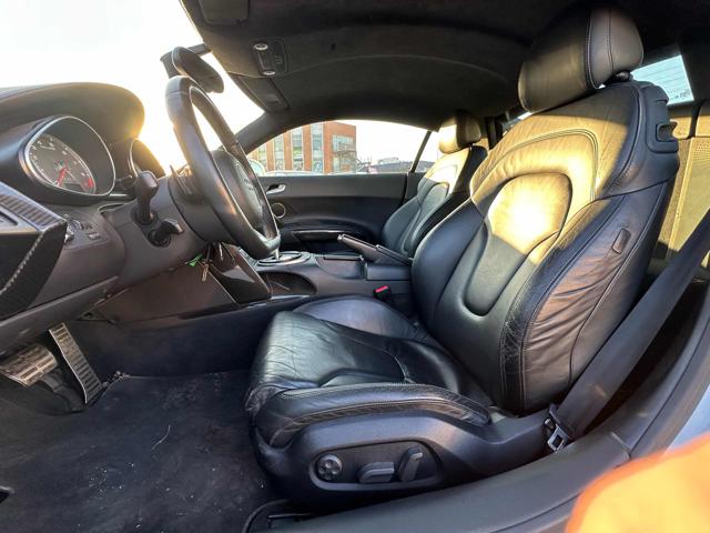 Audi R8 4.2 V8 FSI quattro R tronic usato a CASTENASO