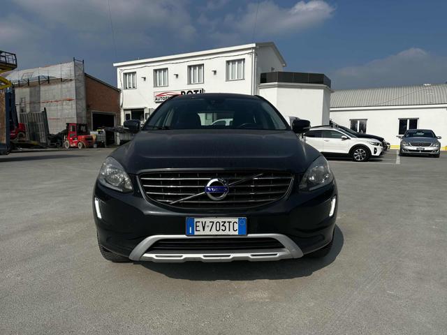 Volvo XC60 D3 Geartronic Kinetic - foto 2 di 4