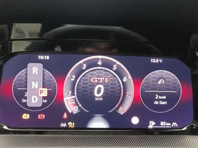 Volkswagen Golf 2.0 TSI DSG GTI, del 2025, 24.854 km, in vendita a Como (CO)