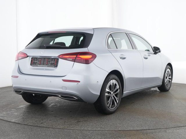 Mercedes-Benz A 180 Automatic Progressive Advanced - foto 3 di 4