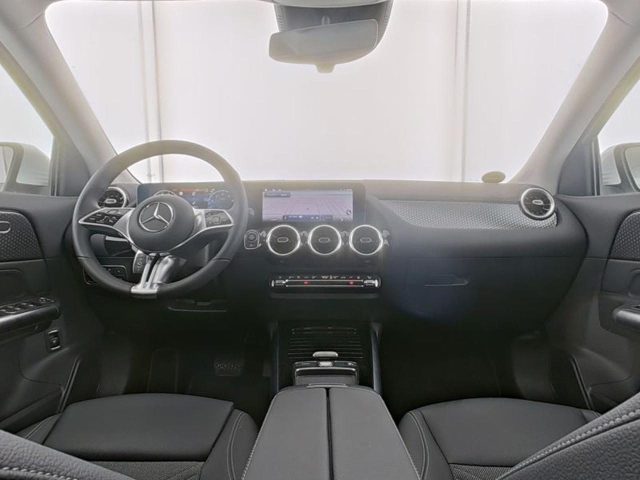 Mercedes-Benz GLA 180 Automatic Progressive Advanced - foto 4 di 4