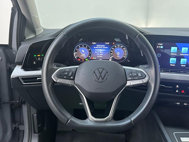 Volkswagen Golf 1.0 eTSI DSG ACC|PADDLES|LUCI.AMBIENTE|NEOPATENTAT usato a COMO