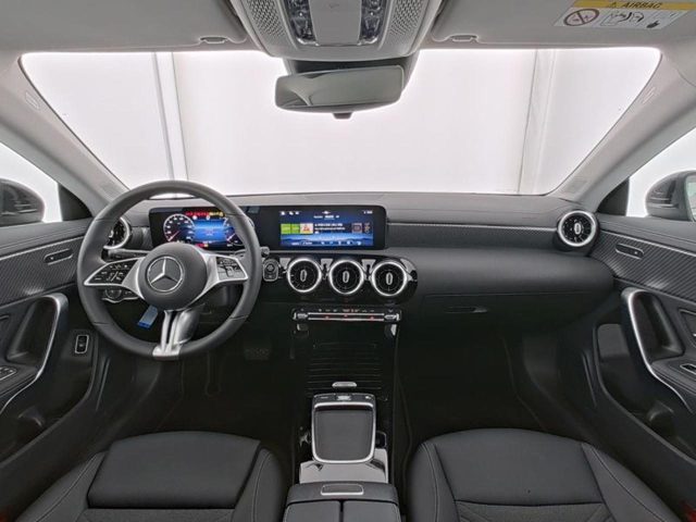 Mercedes-Benz CLA 180 Automatic Progressive Advanced - foto 4 di 4