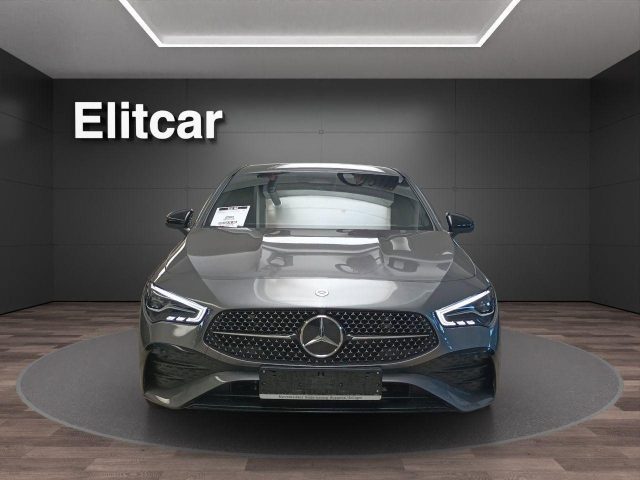 Mercedes-Benz CLA 180 Automatic Shooting Brake AMG Line Advanced Plus - foto 2 di 4