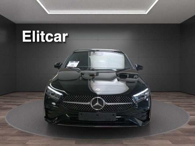 Mercedes-Benz A 180 Automatic AMG Line Advanced - foto 3 di 4