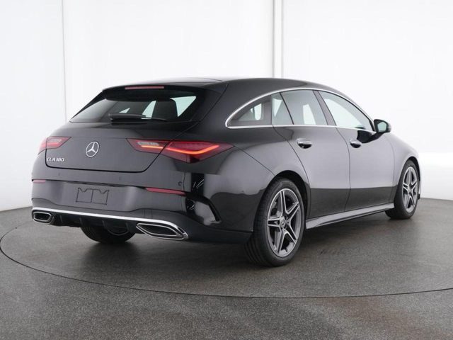 Mercedes-Benz CLA 180 Automatic Shooting Brake AMG Line Advanced Plus - foto 2 di 4